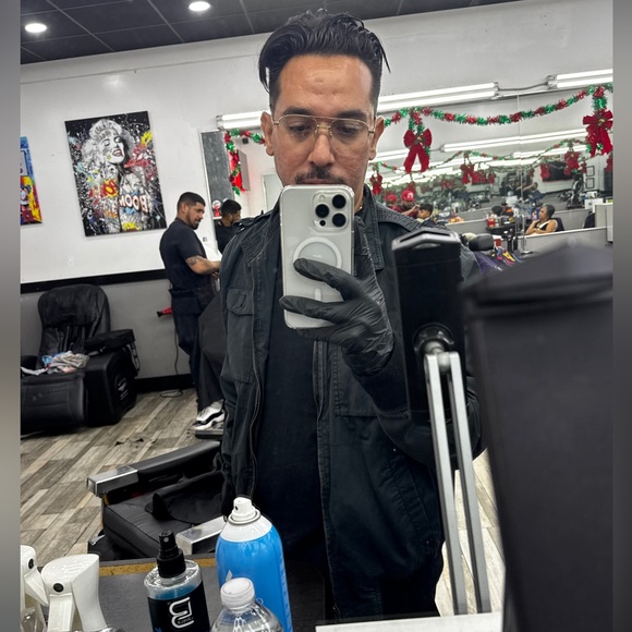 Meet your Posher, El - Picture 2 of 3